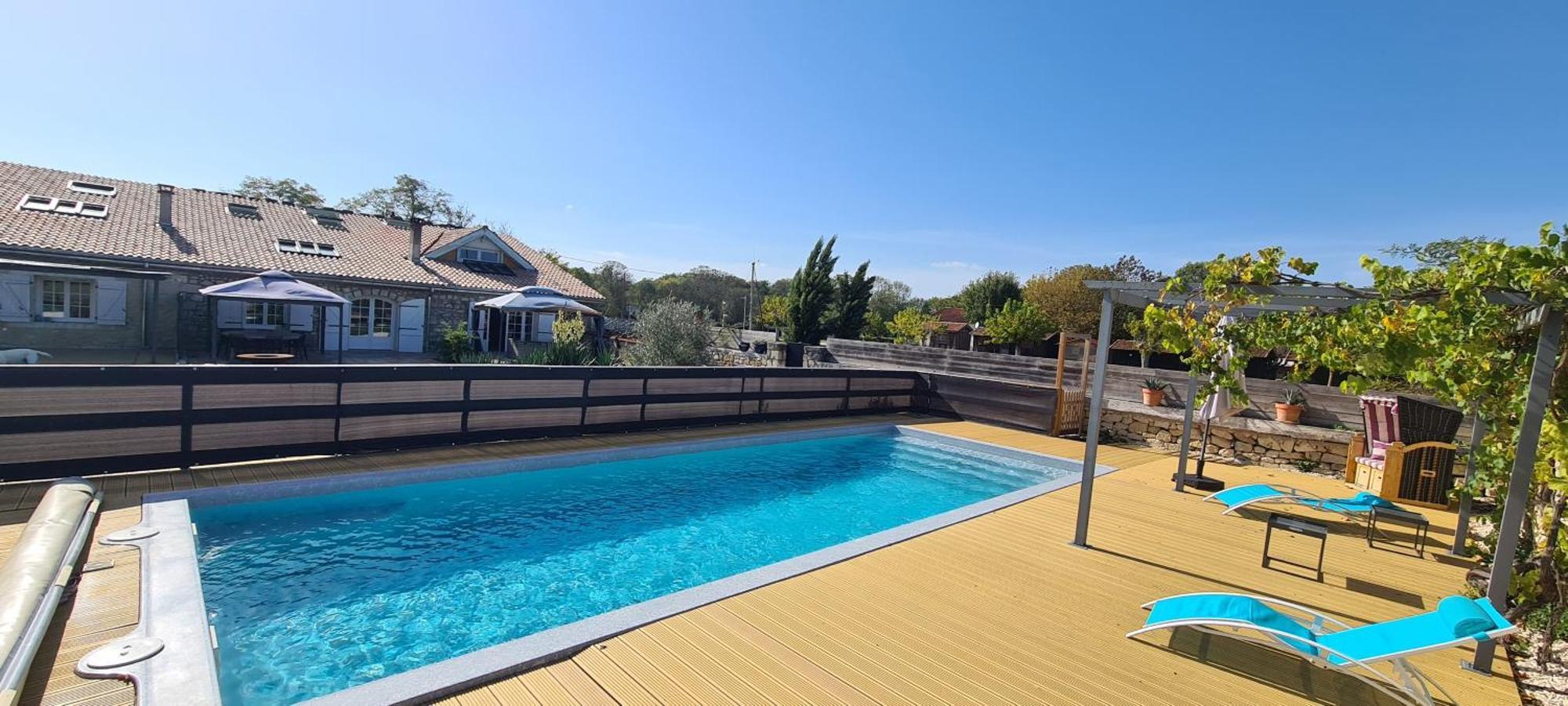 Domaine Des Pres De Joussac - Protocole Sanitaire Strict Villa Jau-Dignac-et-Loirac Exterior photo